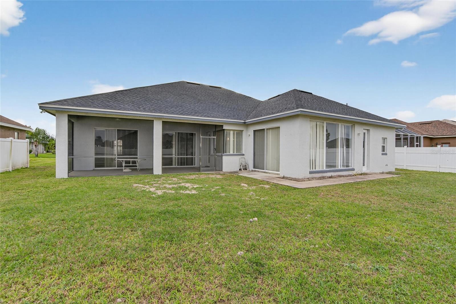 Image 72 of 88 For 258 Terranova Boulevard