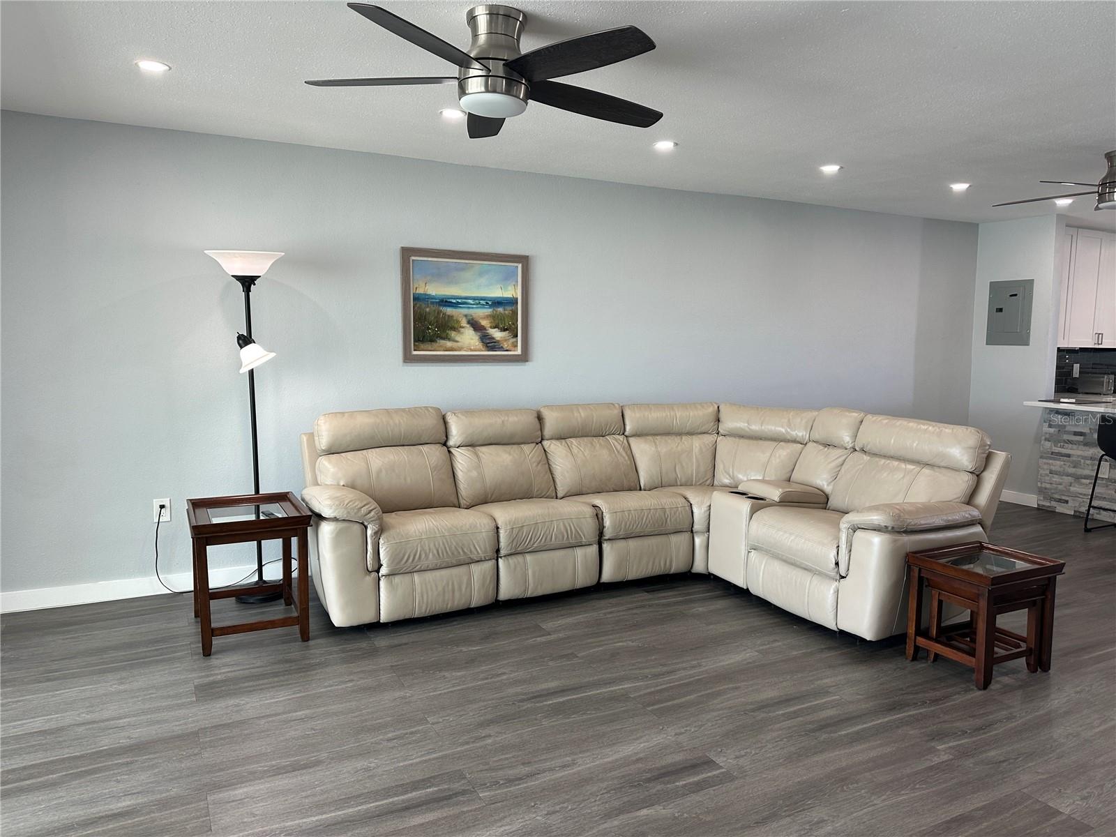 Image 14 of 25 For 300 64th Avenue 318