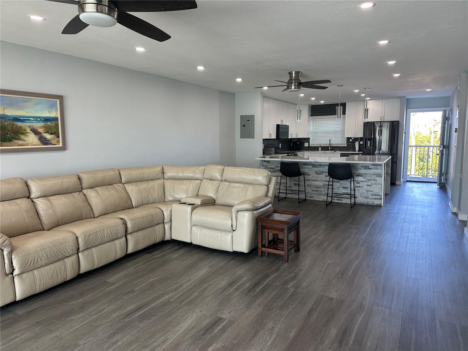 Image 4 of 25 For 300 64th Avenue 318