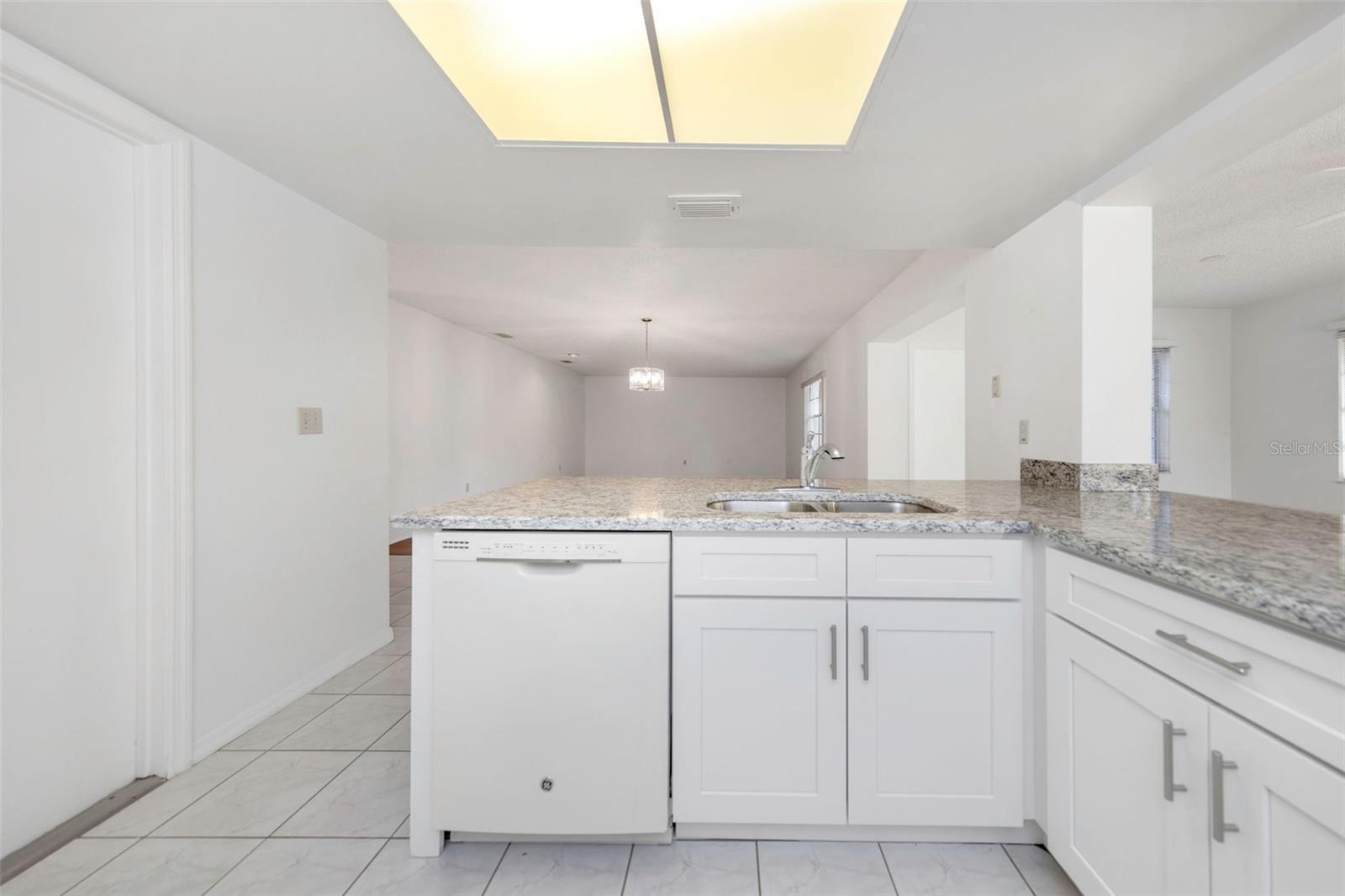 Image 4 of 21 For 2024 Heathfield Circle 155