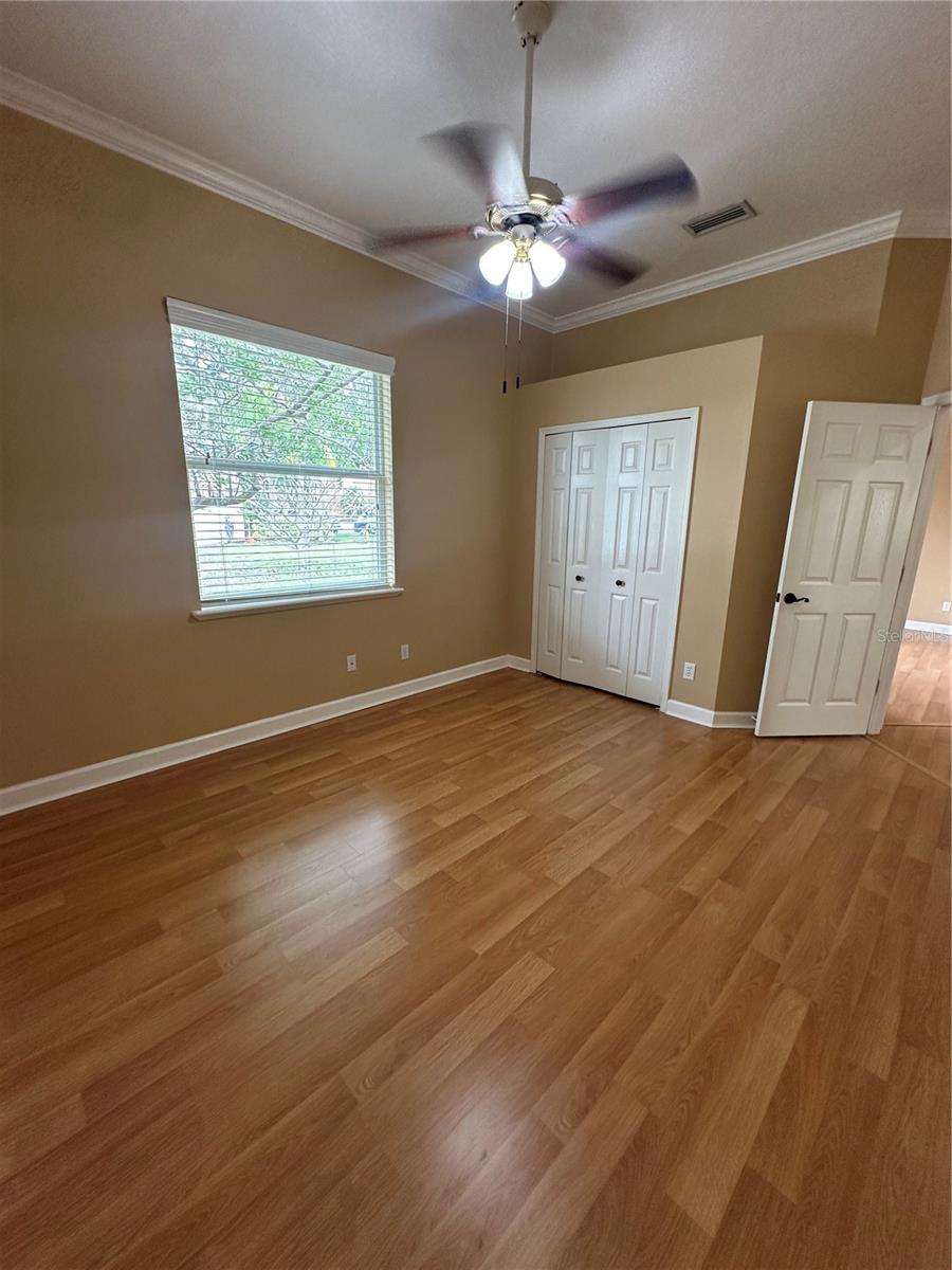 Listing photo id 16 for 7729 Aralia Way