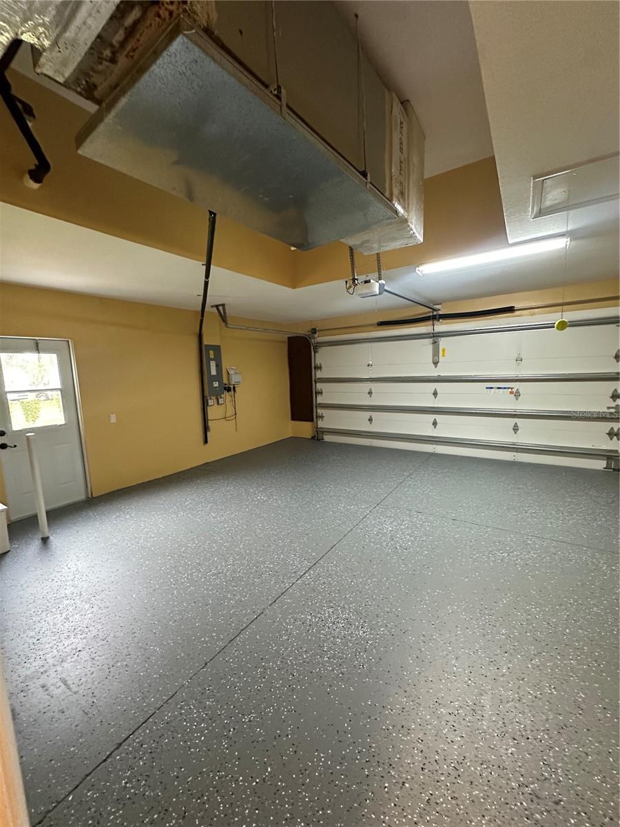 Listing photo id 24 for 7729 Aralia Way