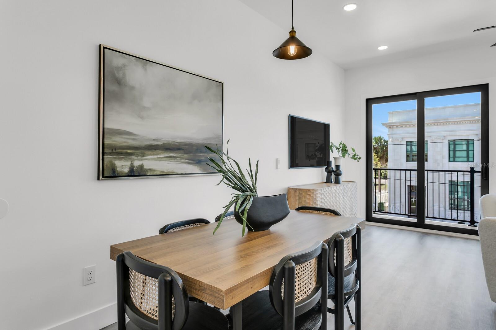 Image 21 of 33 For 7016 Mascotte Street