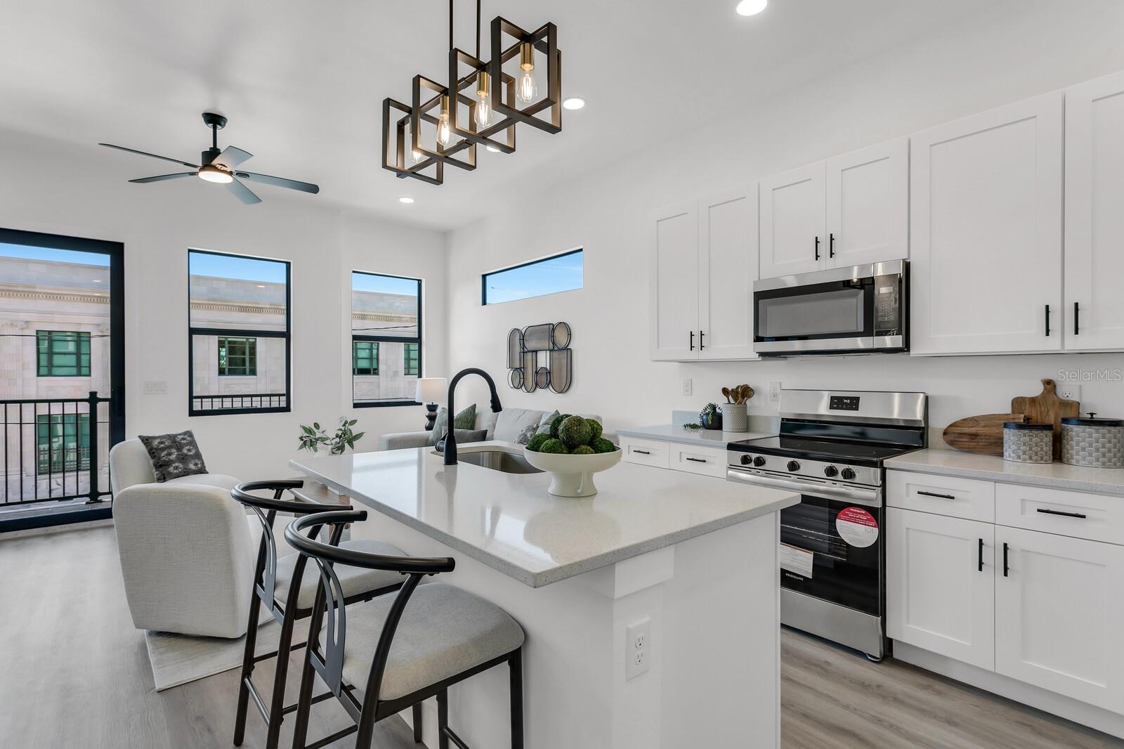 Image 3 of 33 For 7016 Mascotte Street