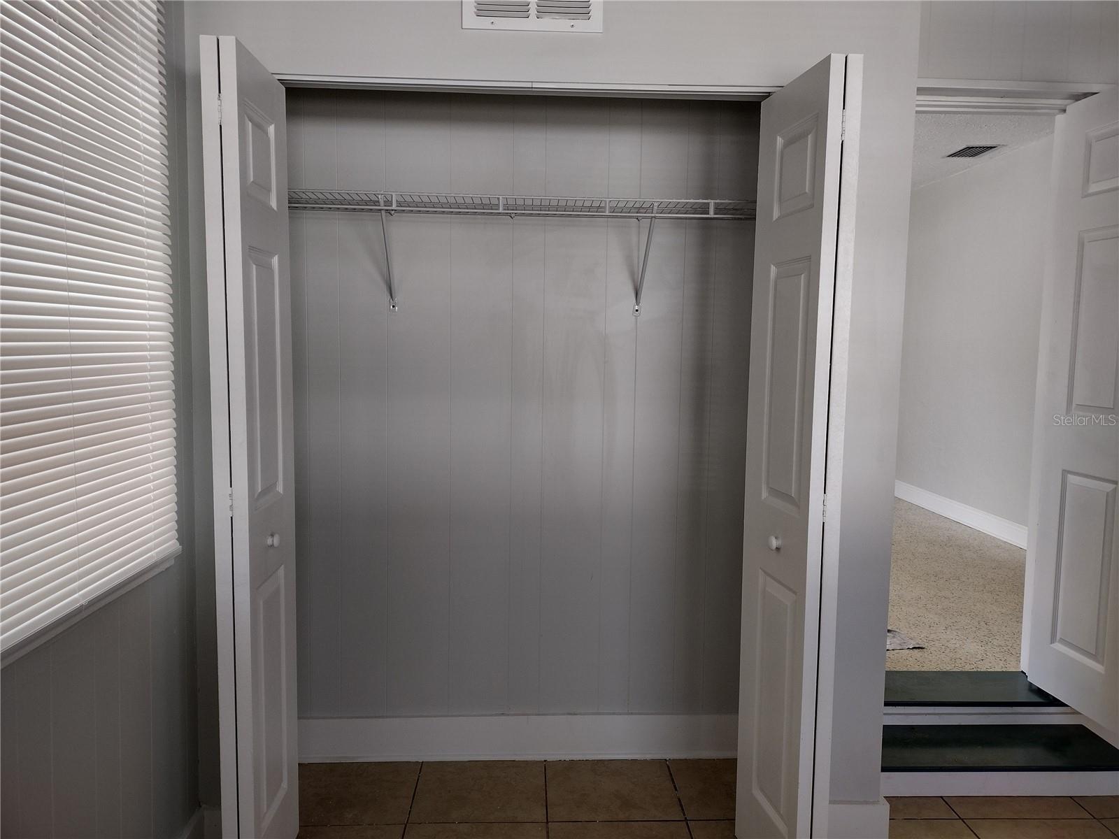 Image 9 of 22 For 216 Beverly Avenue