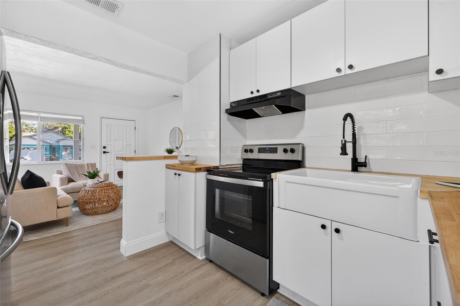 Image 17 of 35 For 3226 36th Avenue N