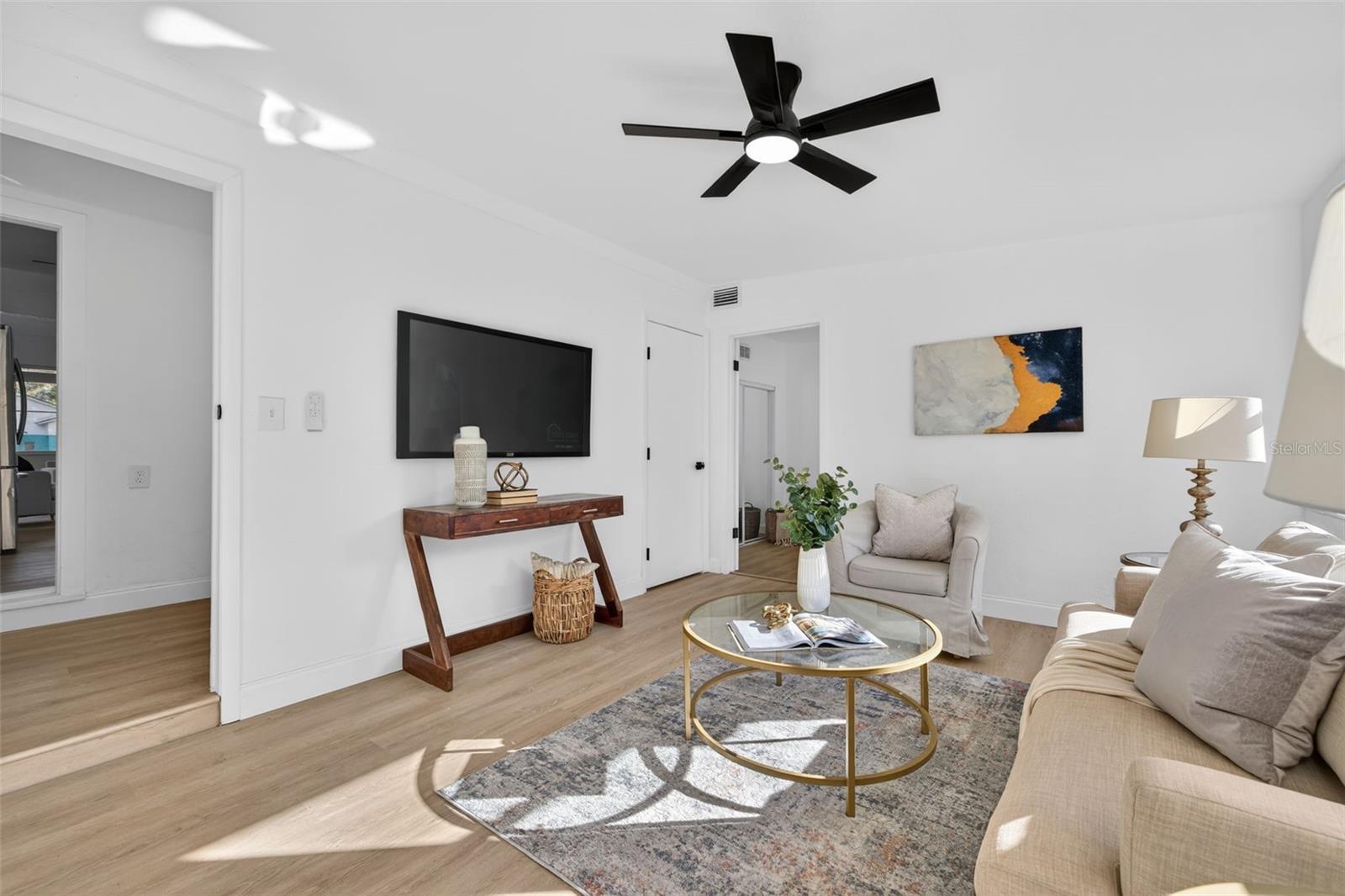 Image 20 of 35 For 3226 36th Avenue N