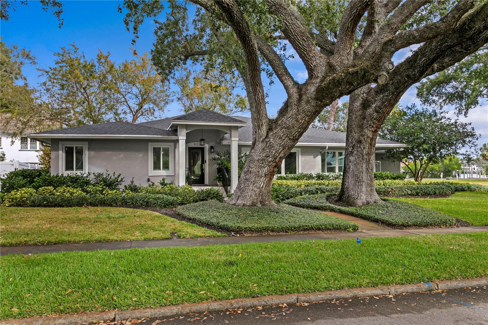 Details for 655 19th Avenue Ne, ST PETERSBURG, FL 33704