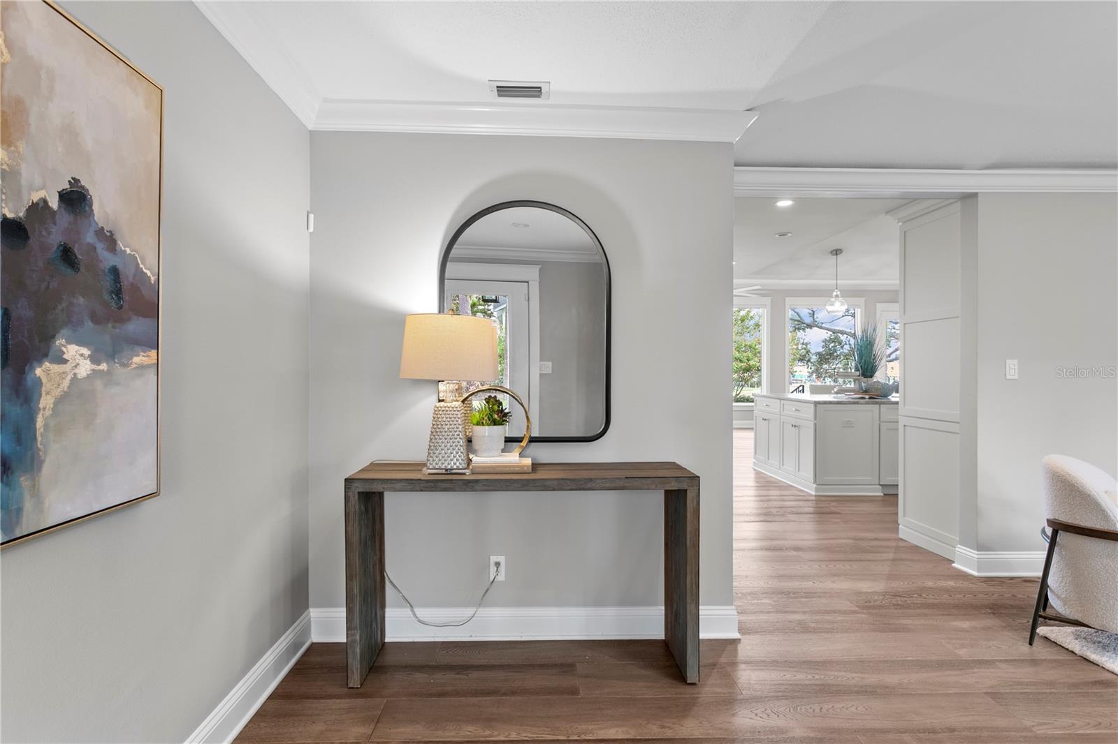 Image 12 of 41 For 655 19th Avenue Ne