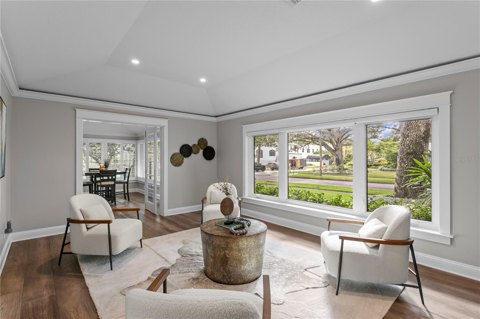 Image 13 of 41 For 655 19th Avenue Ne