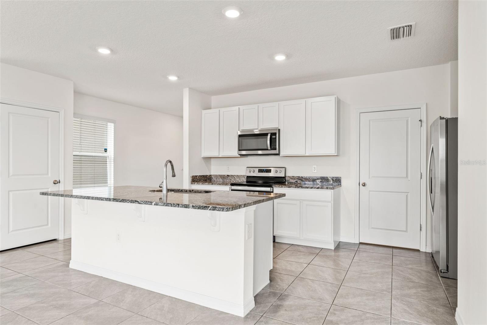 Image 15 of 48 For 30753 Penny Surf Loop