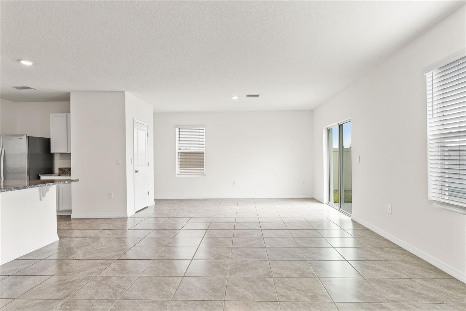 Image 18 of 48 For 30753 Penny Surf Loop