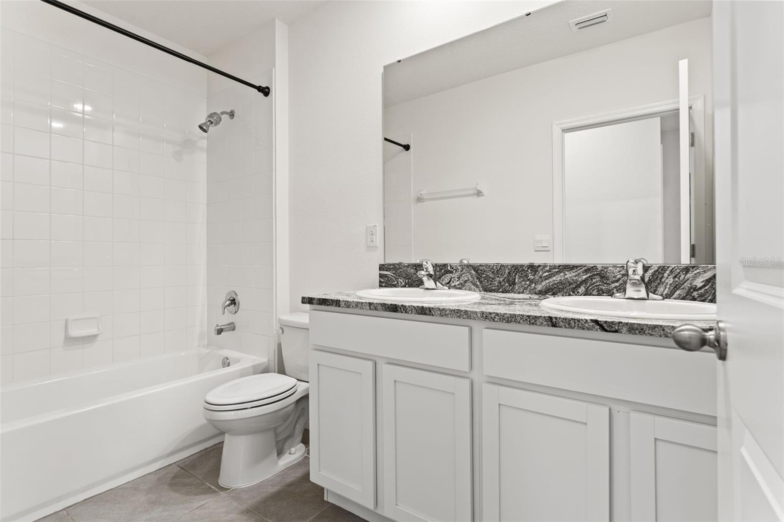 Image 32 of 48 For 30753 Penny Surf Loop