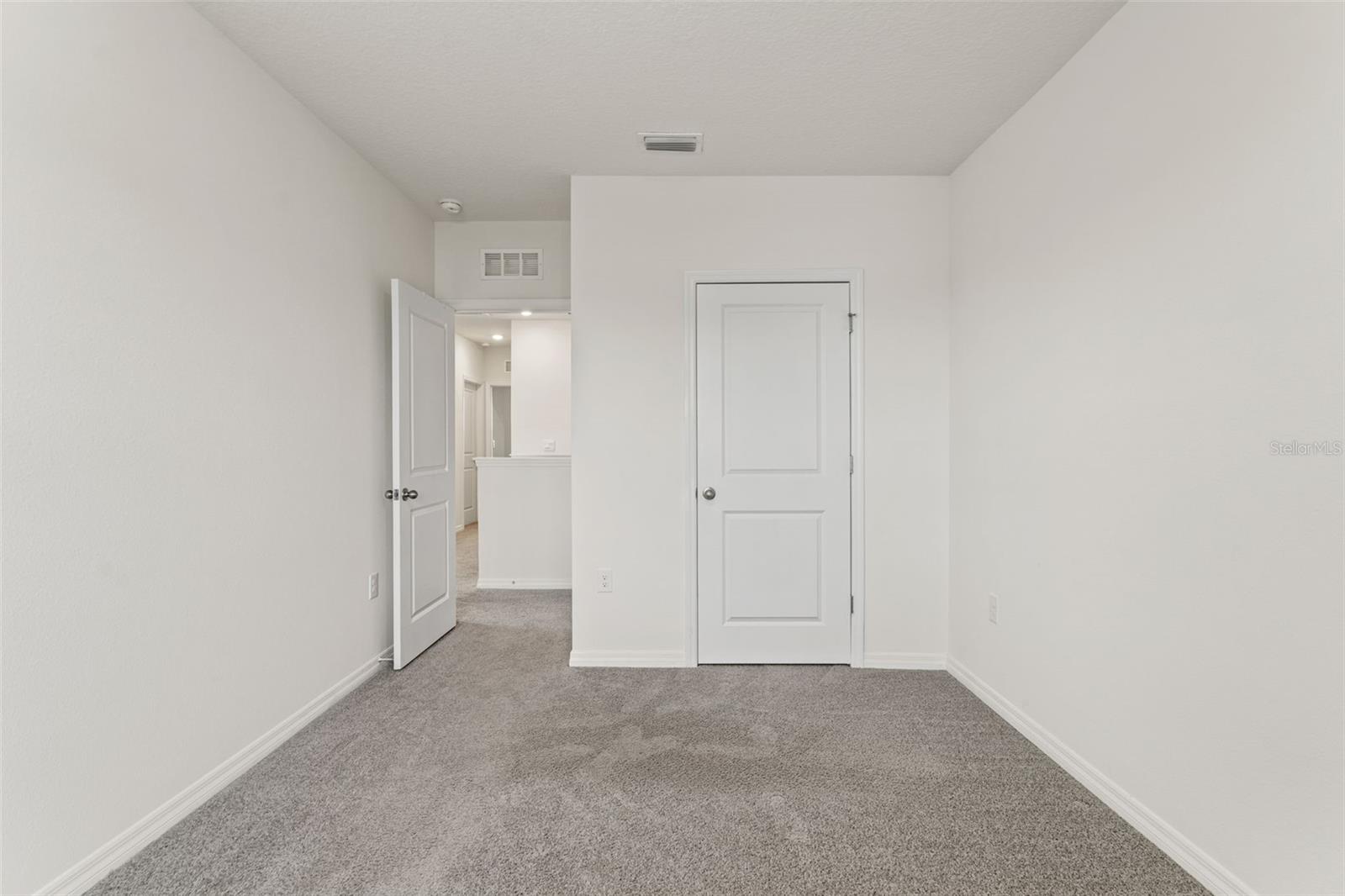 Image 34 of 48 For 30753 Penny Surf Loop