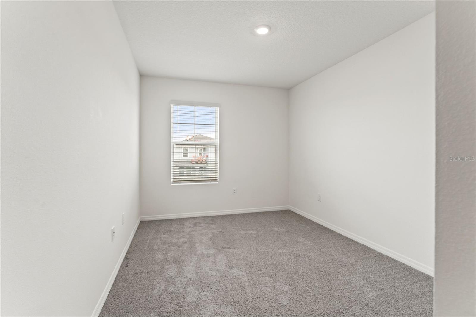 Image 37 of 48 For 30753 Penny Surf Loop