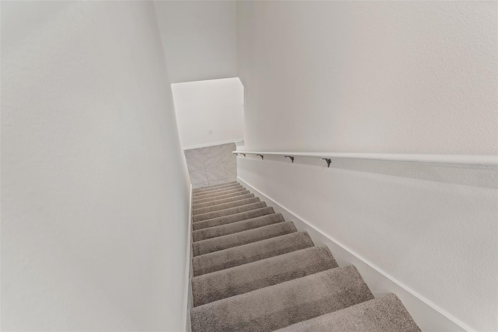 Image 41 of 48 For 30753 Penny Surf Loop