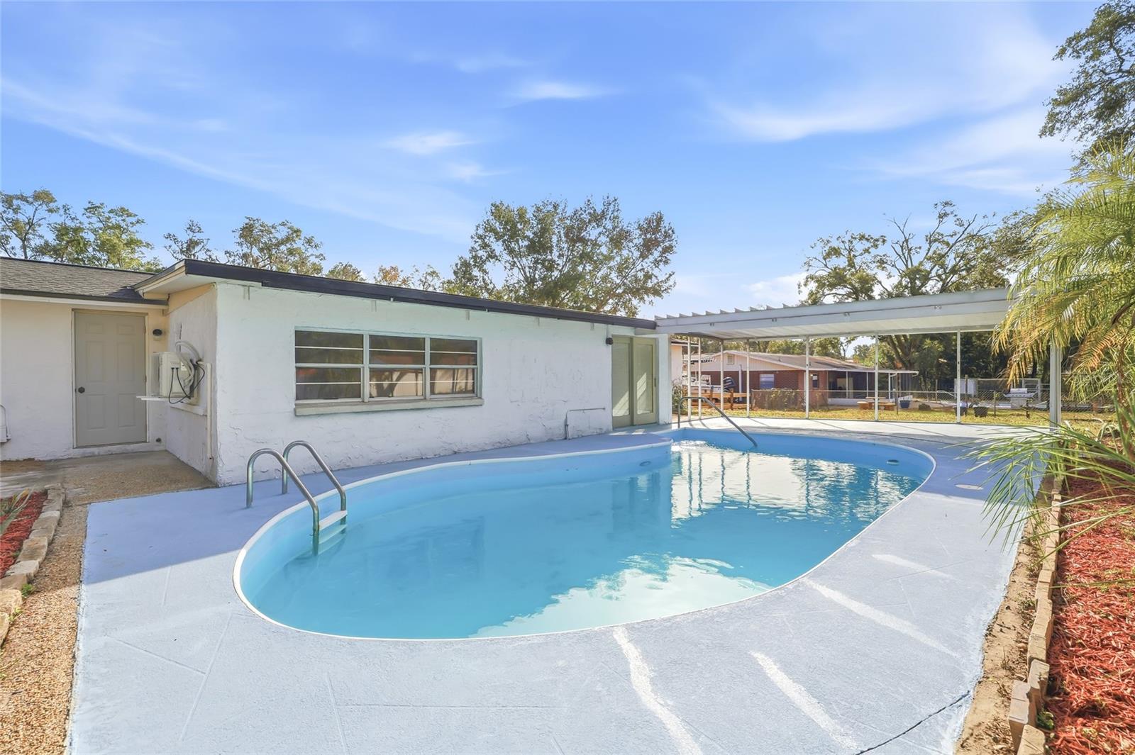 Listing photo id 26 for 12147 Scott Drive