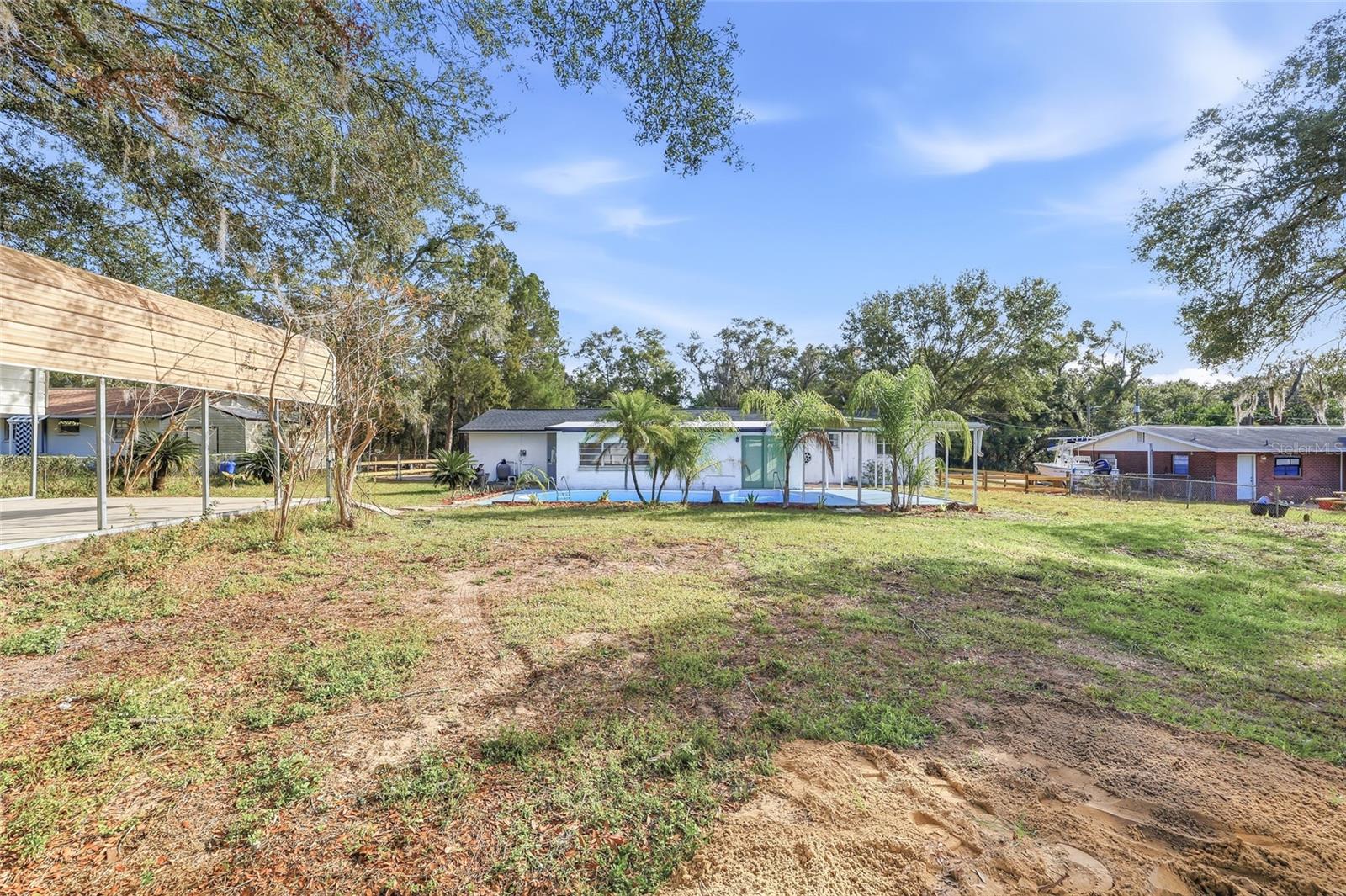 Listing photo id 34 for 12147 Scott Drive