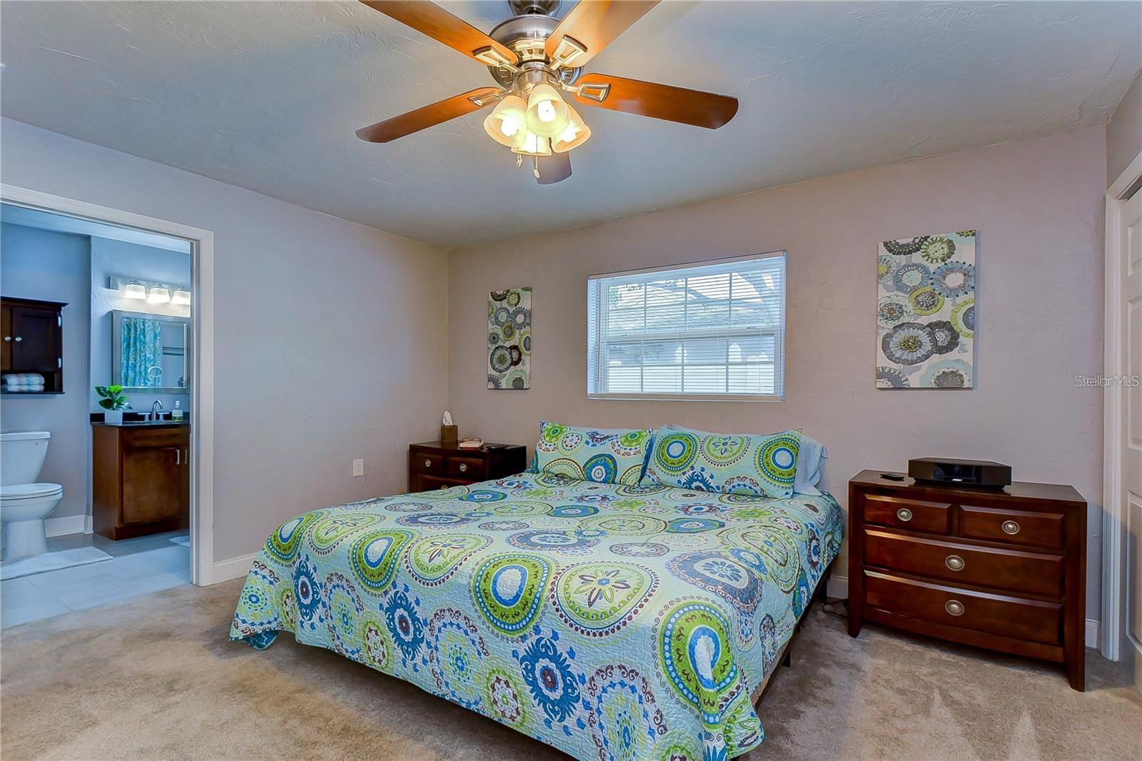 Image 12 of 23 For 5600 30th Avenue N