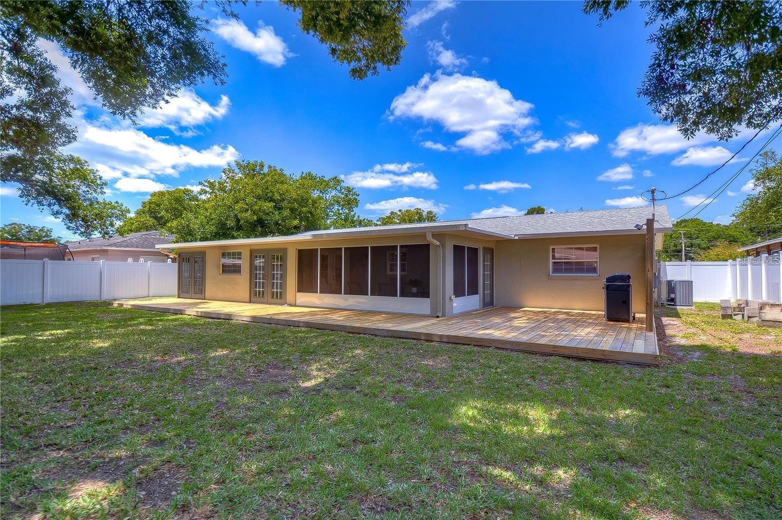 Image 20 of 23 For 5600 30th Avenue N