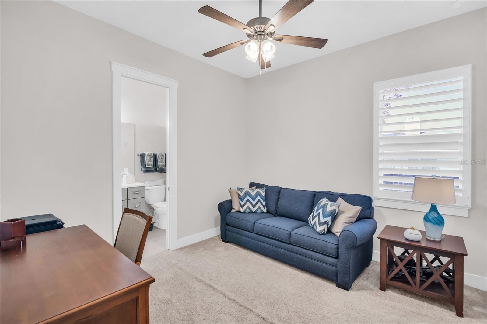 Image 25 of 75 For 9840 Bay Street