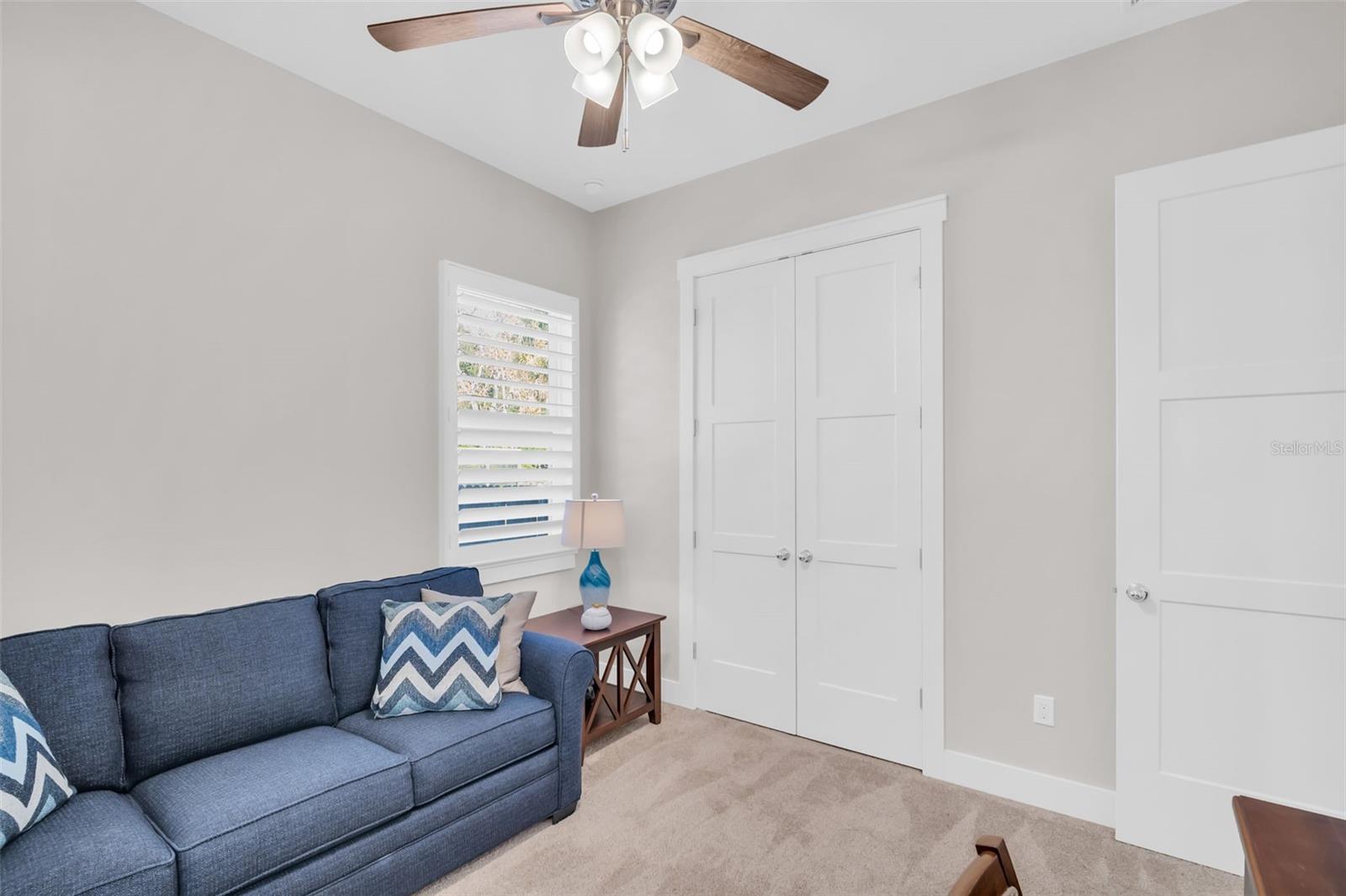 Image 26 of 75 For 9840 Bay Street