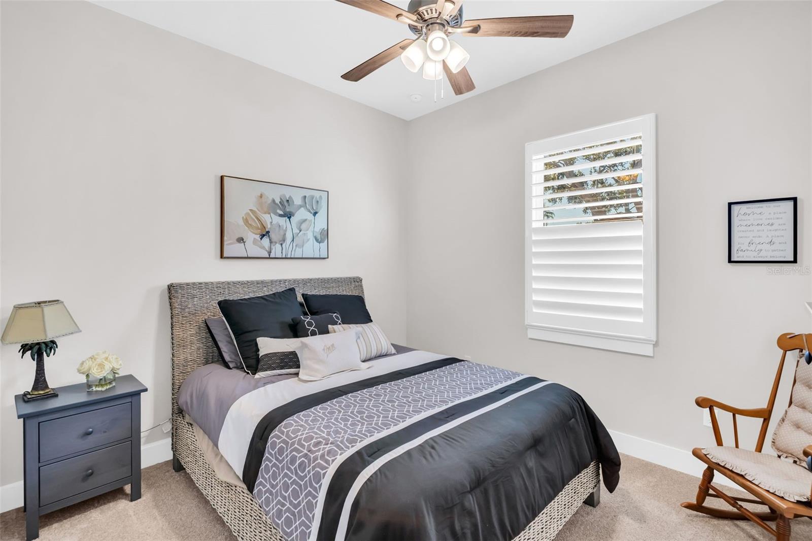 Image 31 of 75 For 9840 Bay Street