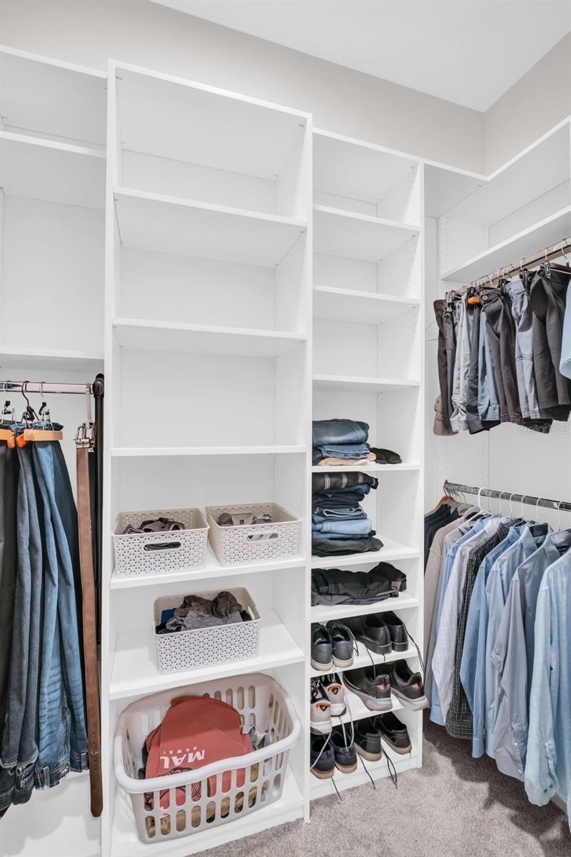 Image 43 of 75 For 9840 Bay Street