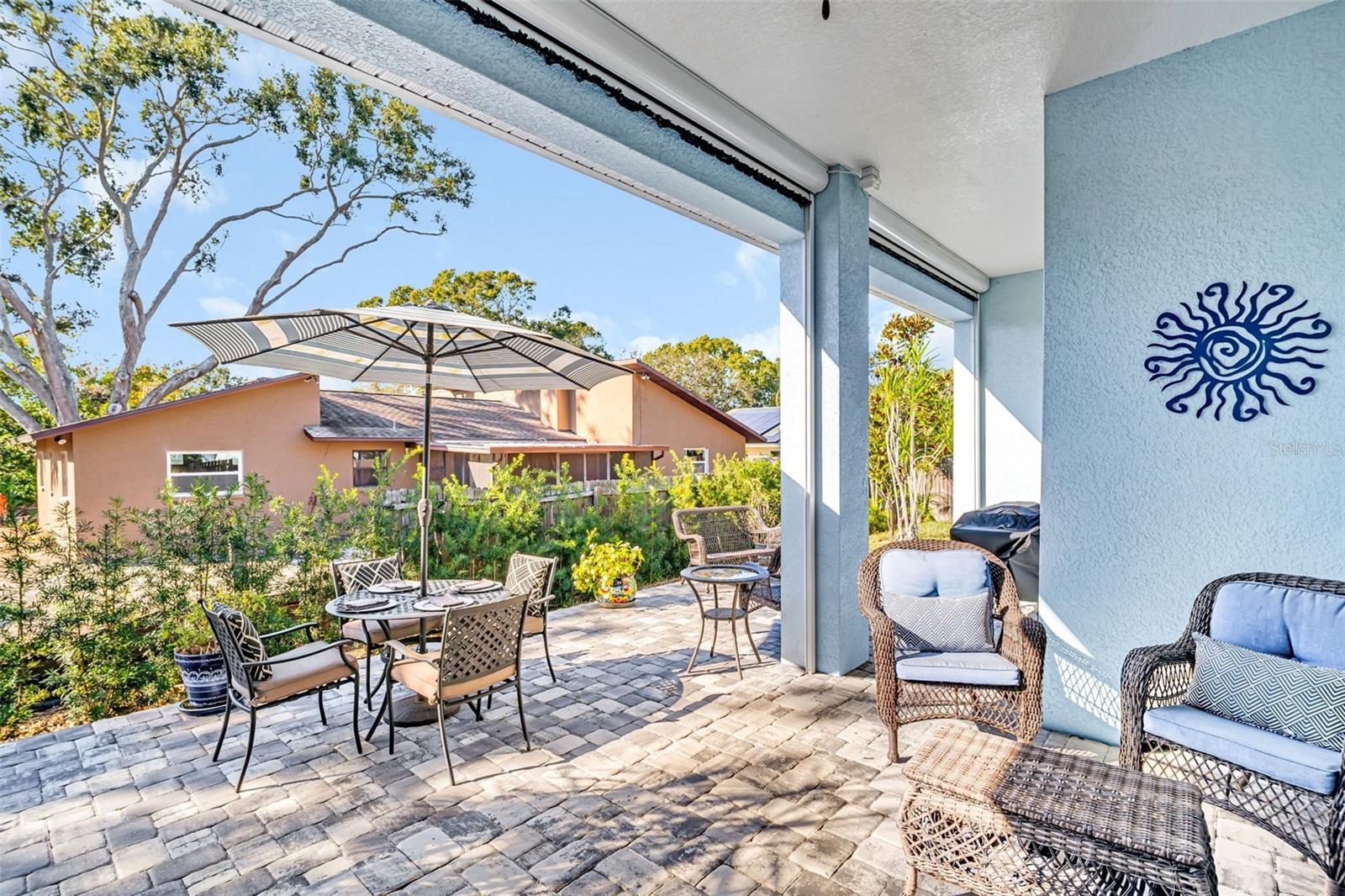 Image 50 of 75 For 9840 Bay Street