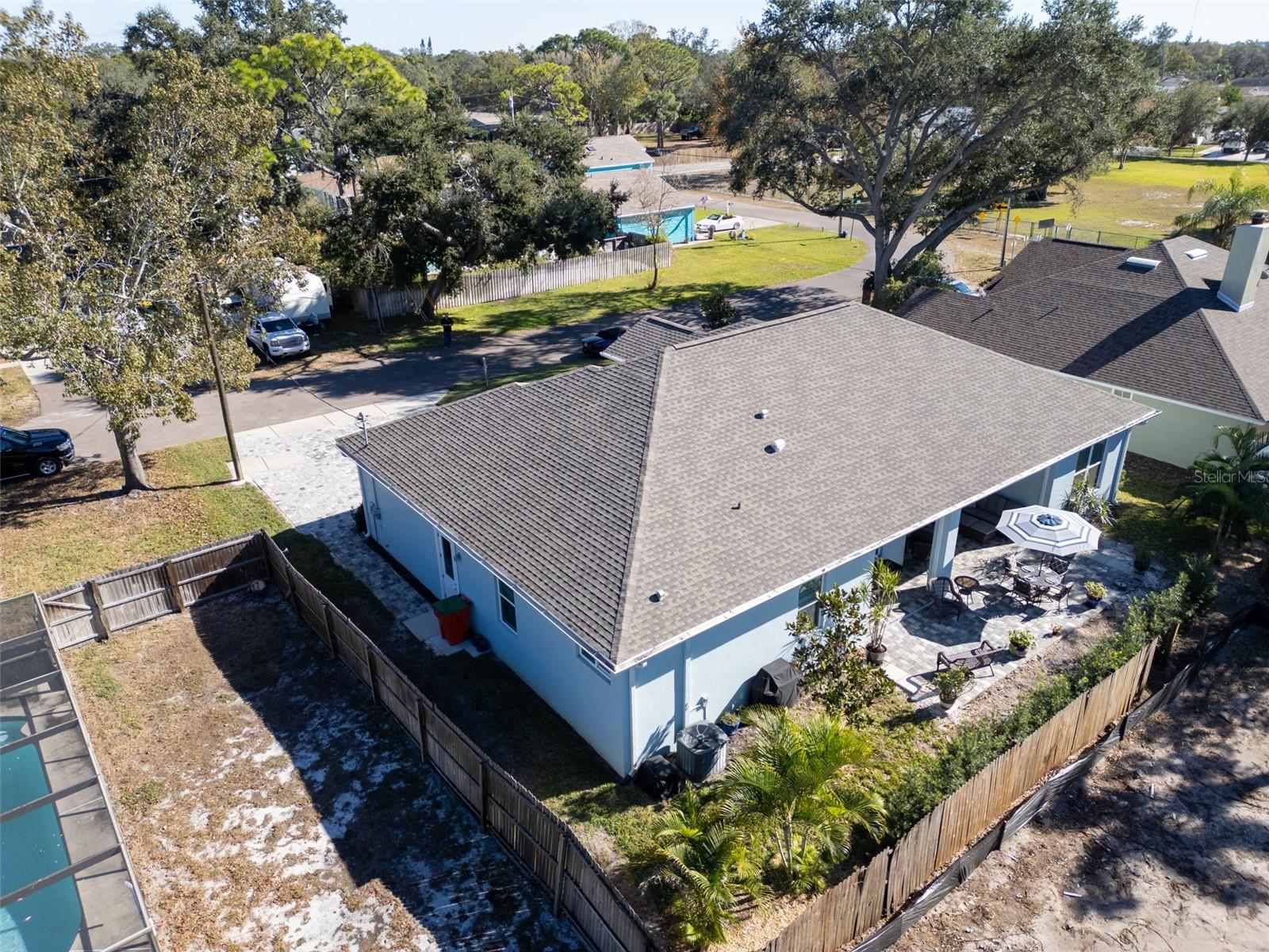 Image 57 of 75 For 9840 Bay Street