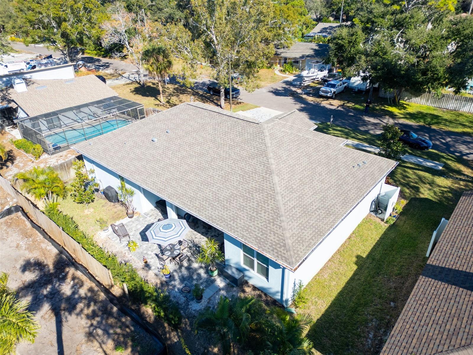 Image 58 of 75 For 9840 Bay Street