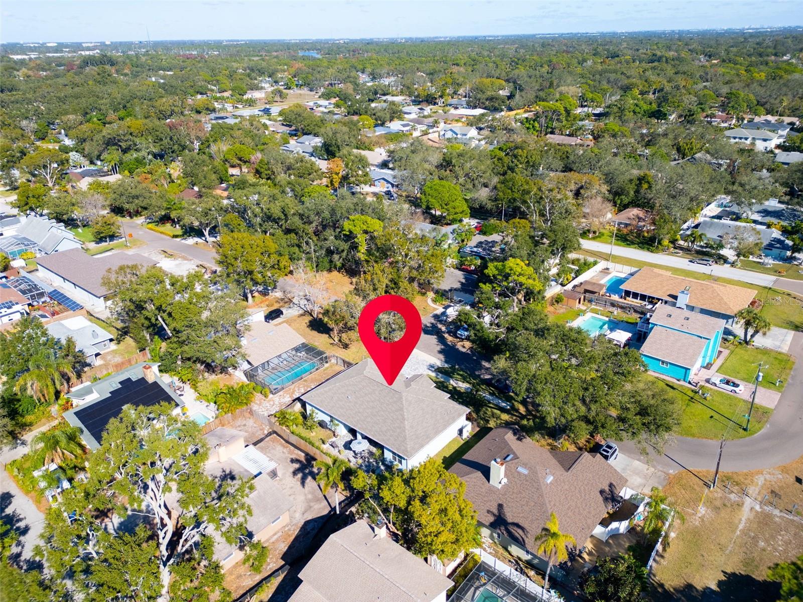 Image 59 of 75 For 9840 Bay Street