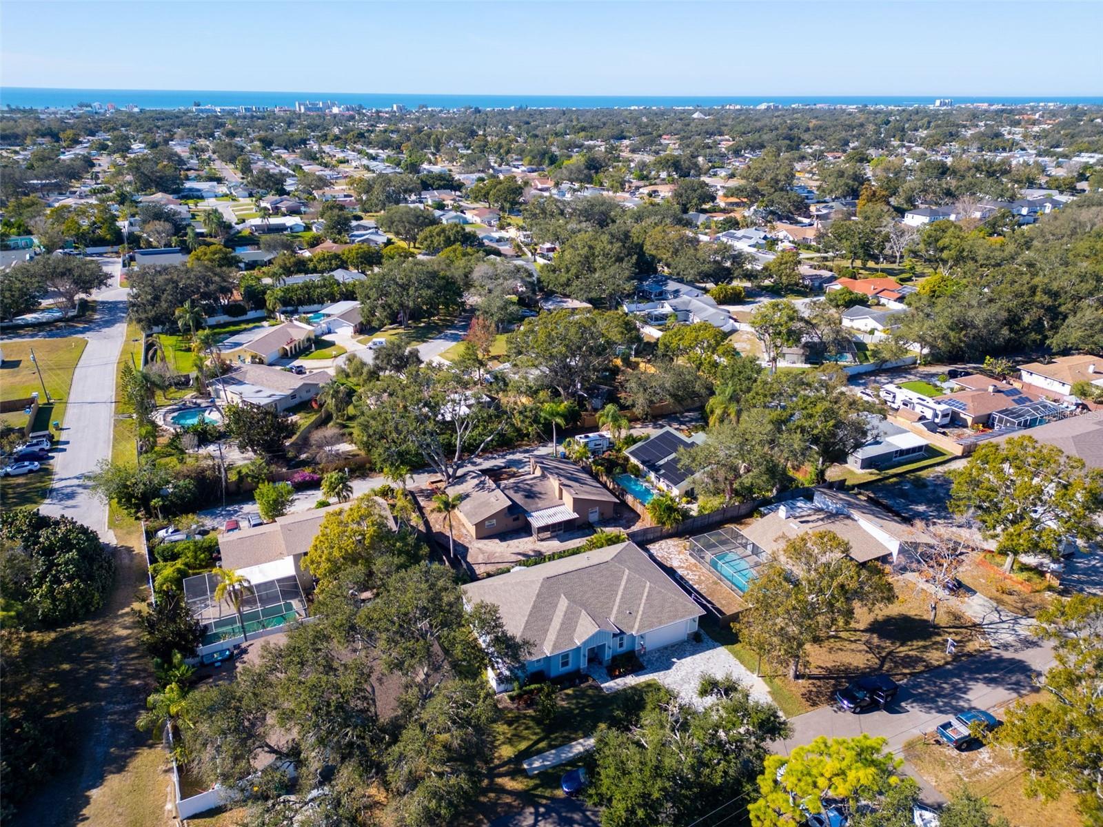 Image 64 of 75 For 9840 Bay Street