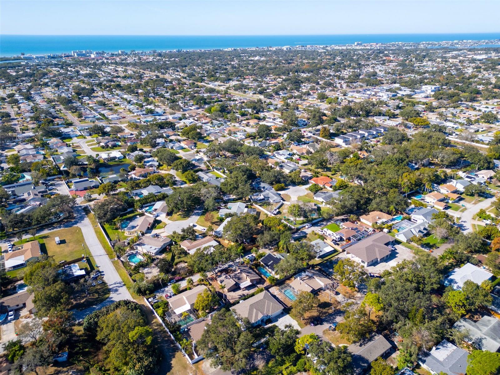 Image 70 of 75 For 9840 Bay Street