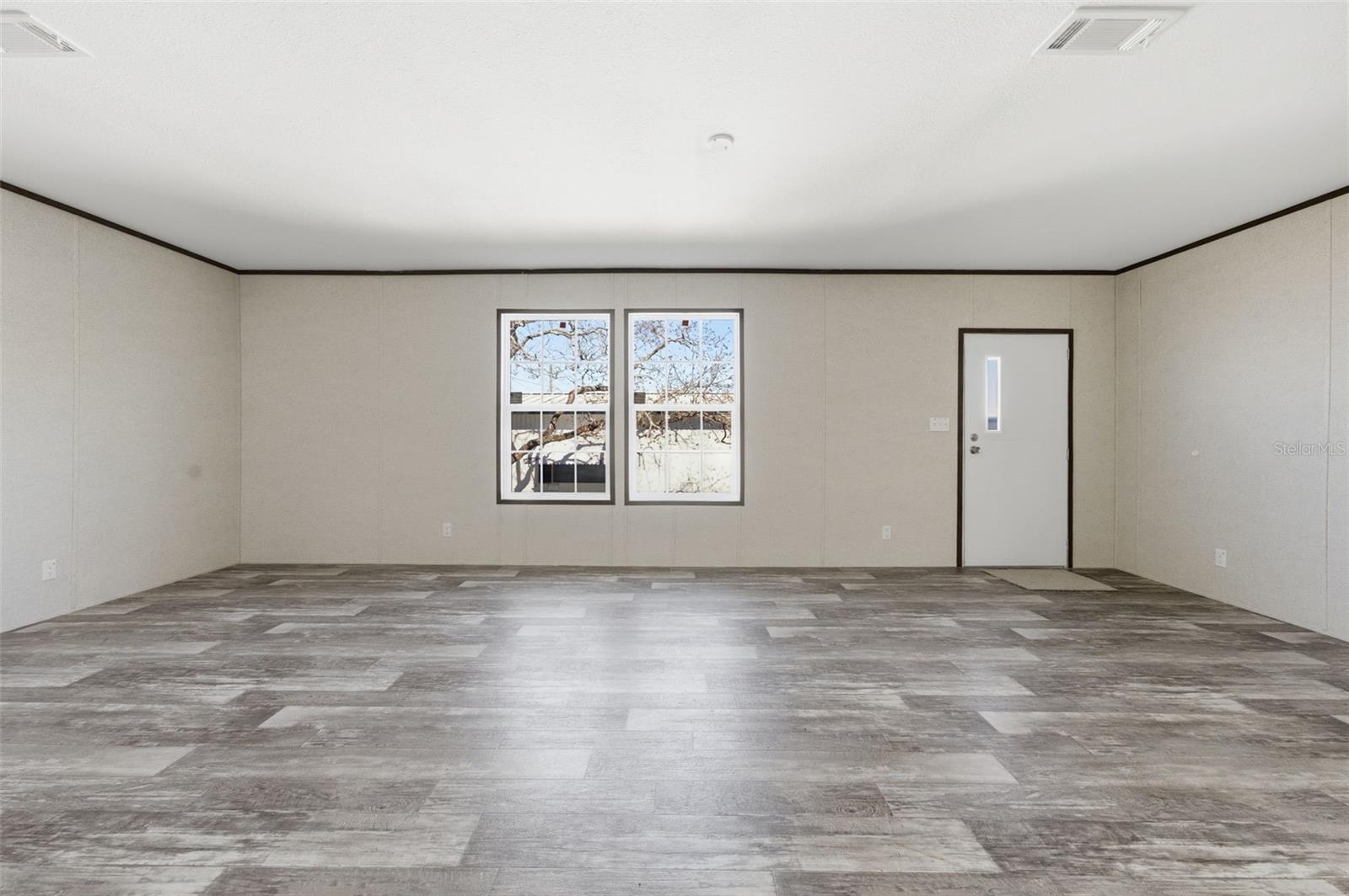 Image 22 of 54 For 8551 Electra Avenue