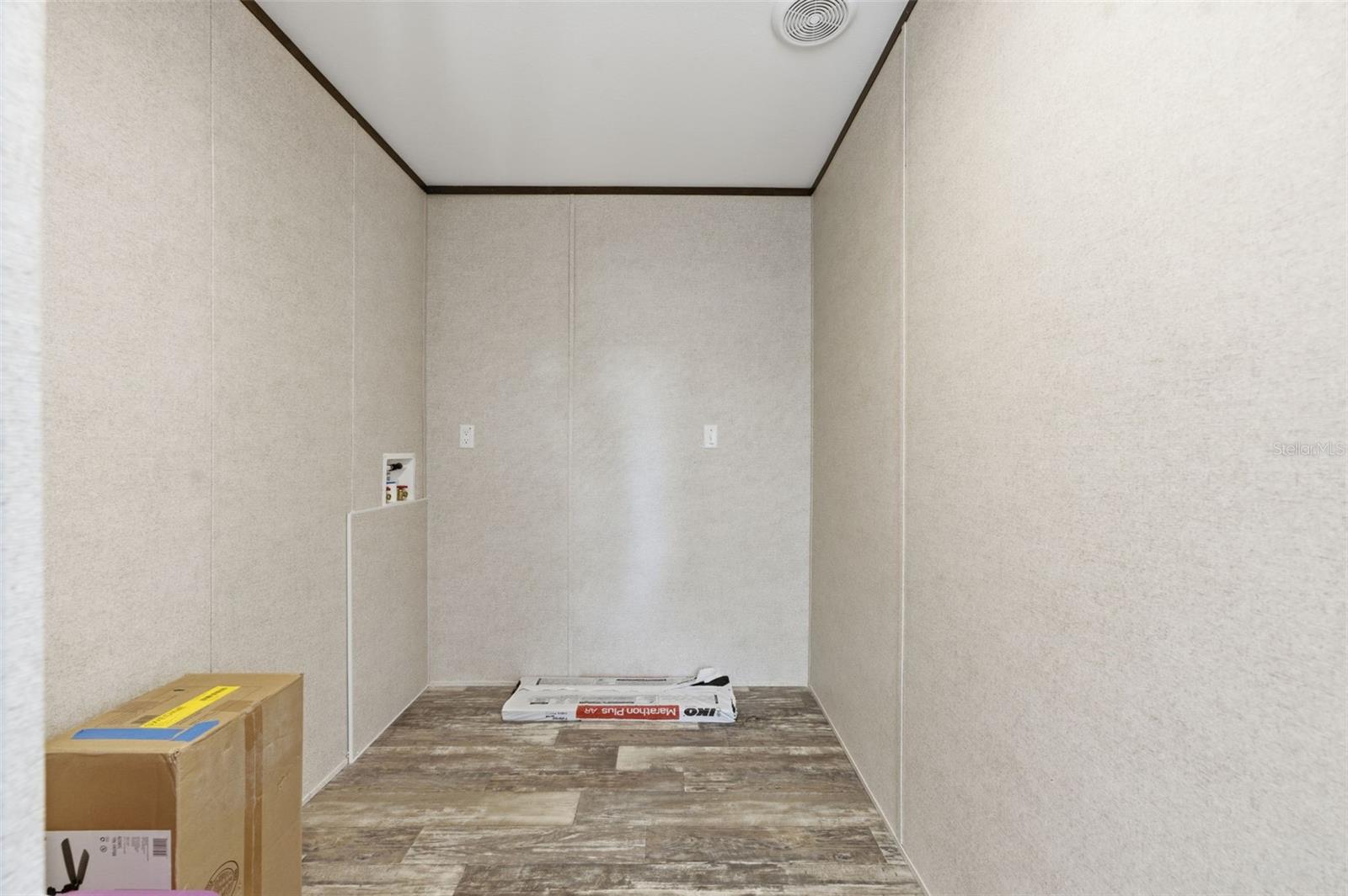 Image 52 of 54 For 8551 Electra Avenue