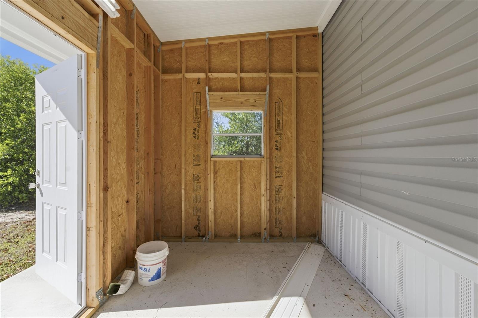 Image 6 of 54 For 8551 Electra Avenue