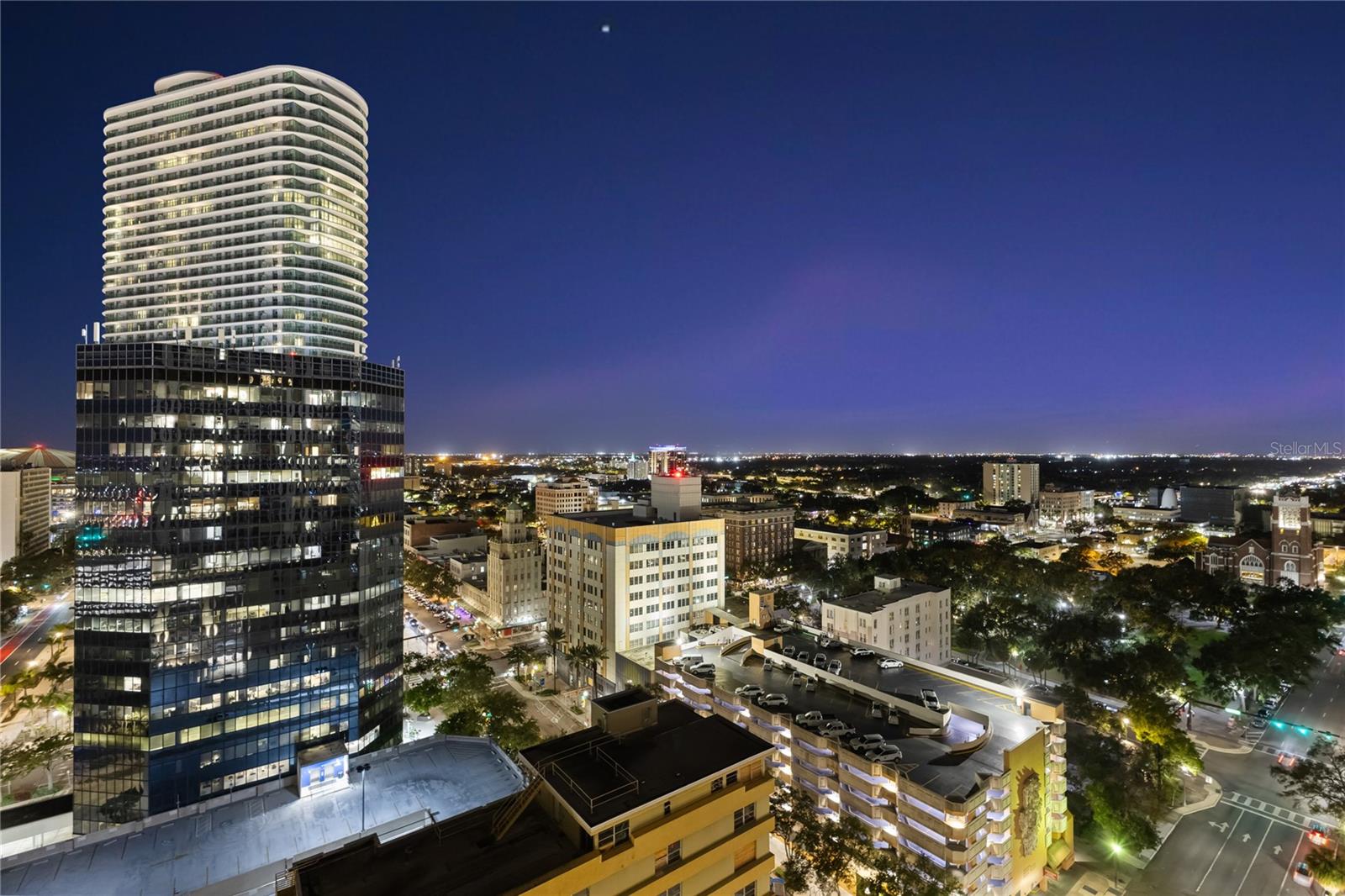 Image 2 of 31 For 275 1st Avenue S 1907