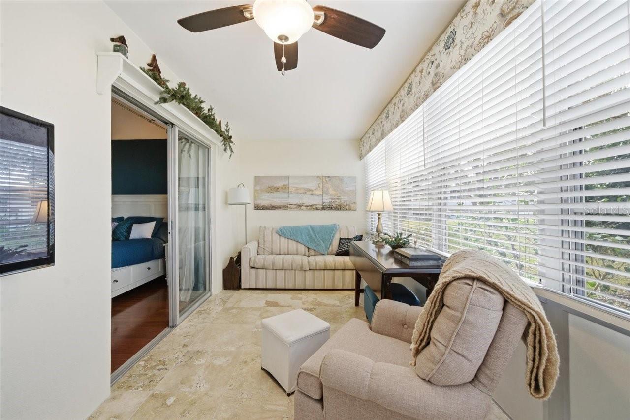 Image 28 of 40 For 400 Glennes Lane 103