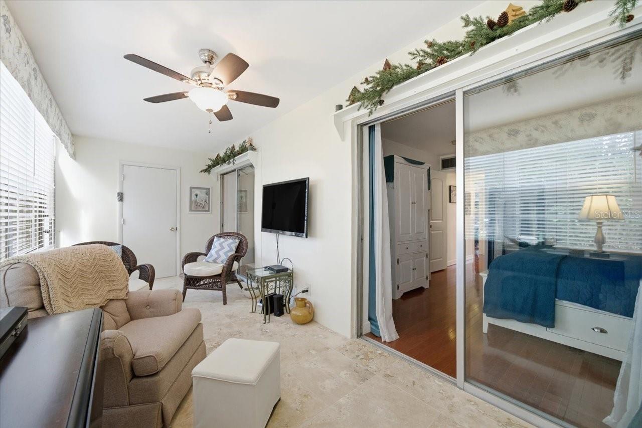 Image 29 of 40 For 400 Glennes Lane 103