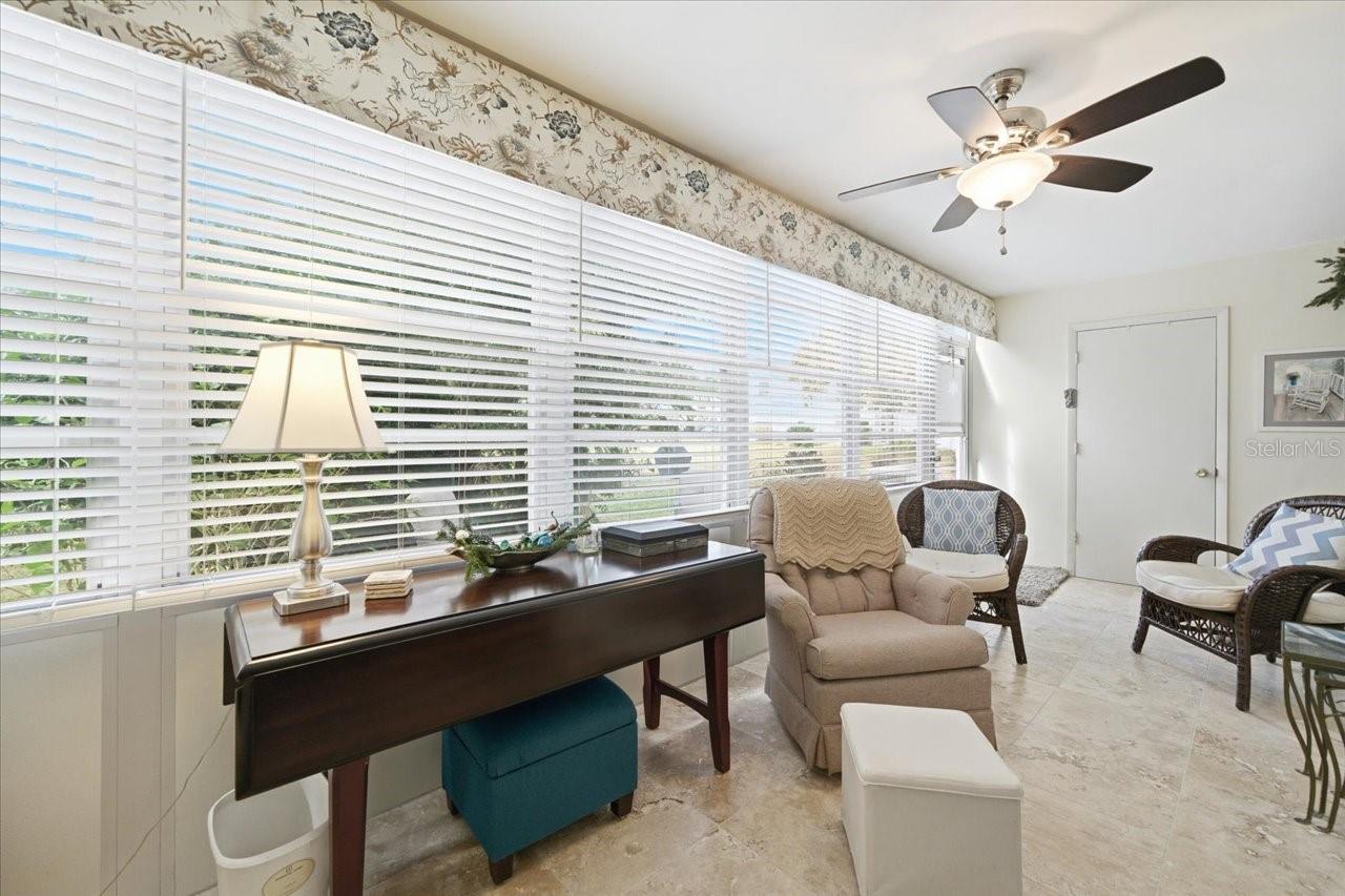 Image 31 of 40 For 400 Glennes Lane 103