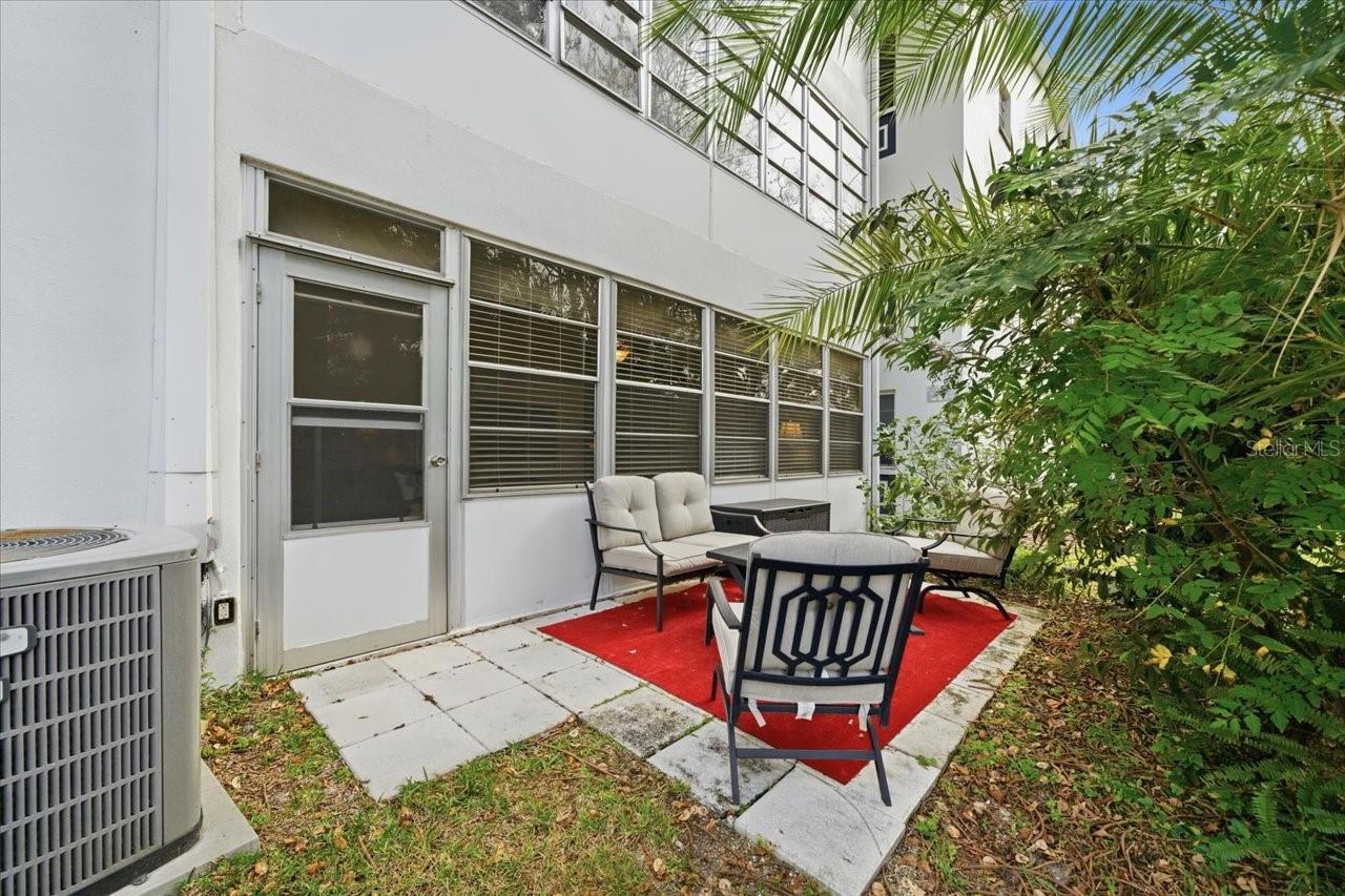 Image 33 of 40 For 400 Glennes Lane 103