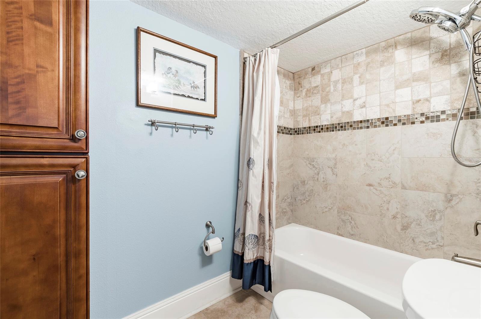 Image 27 of 33 For 14900 Gulf Boulevard 107