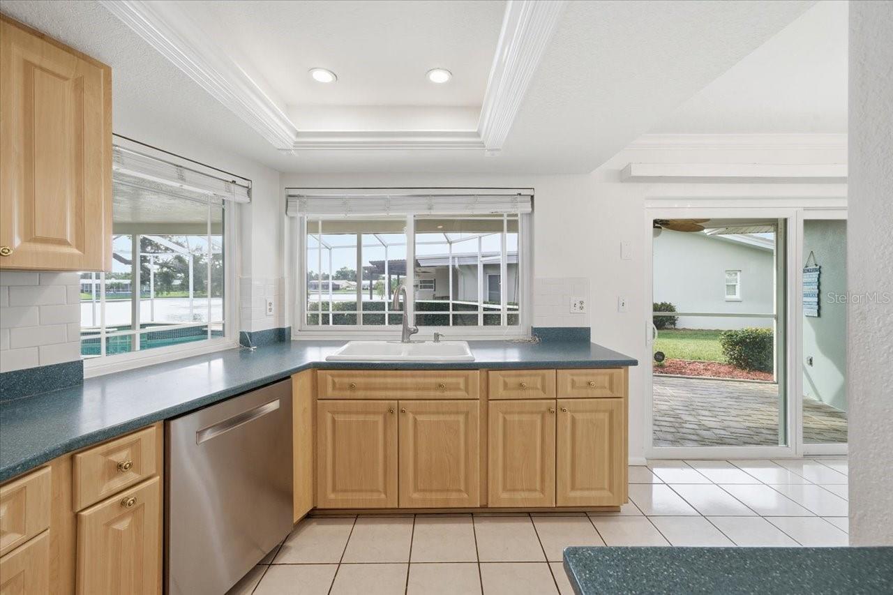 Image 20 of 60 For 11176 Hammock Drive