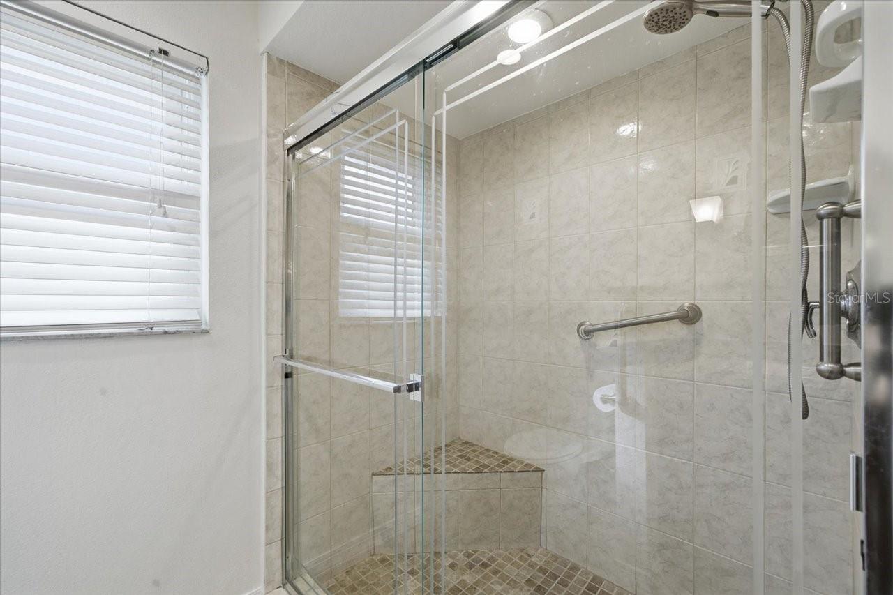 Image 36 of 60 For 11176 Hammock Drive