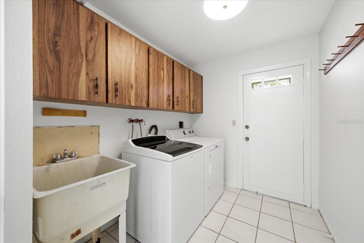 Image 40 of 60 For 11176 Hammock Drive