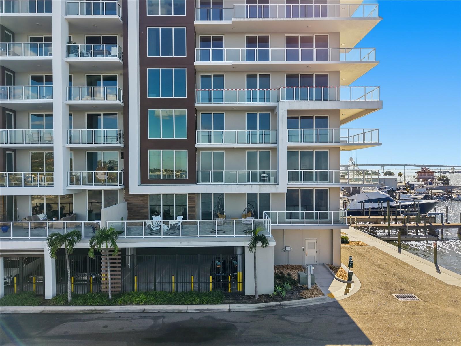 Image 2 of 39 For 920 Osceola Avenue 210