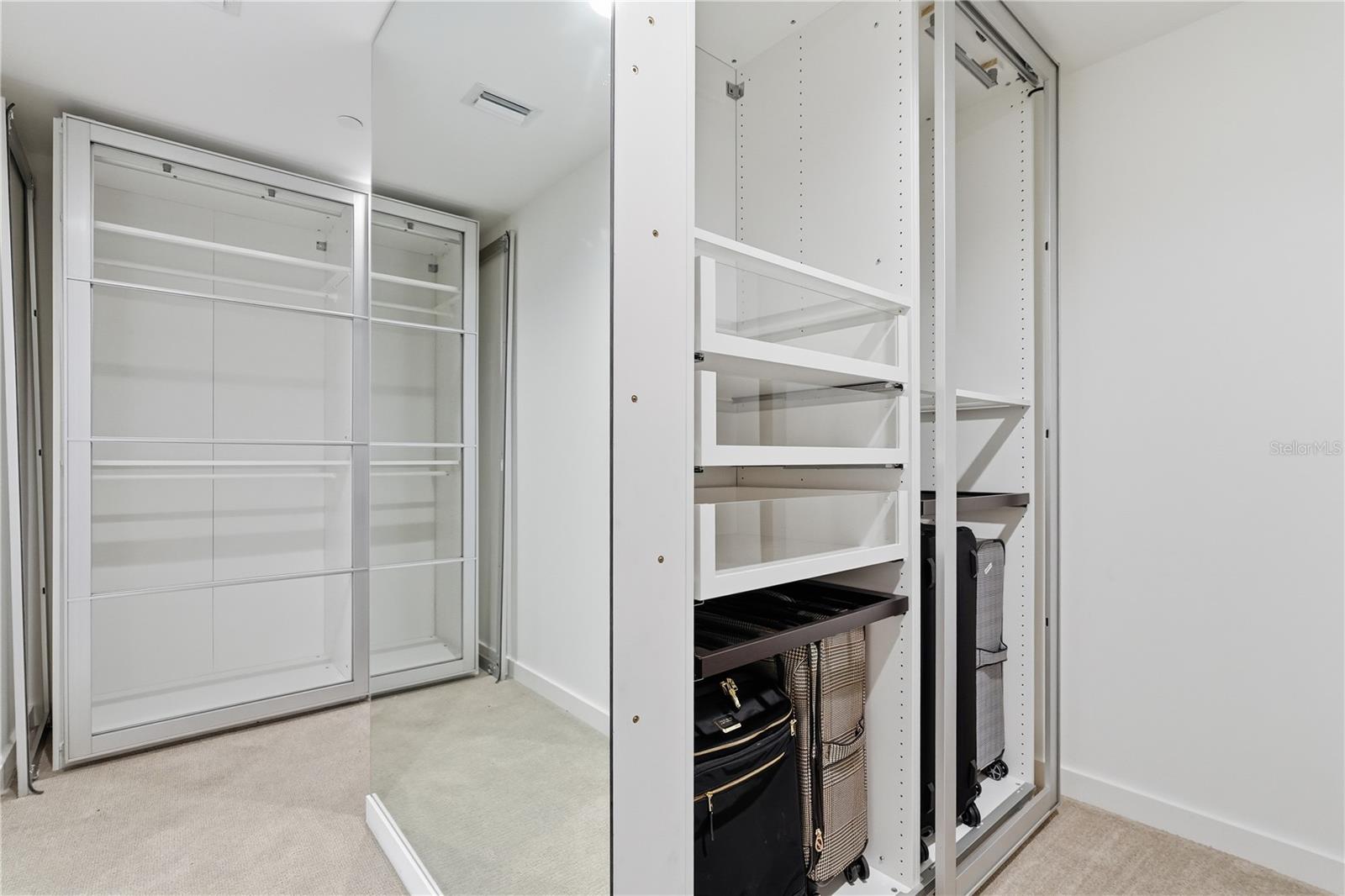 Image 21 of 39 For 920 Osceola Avenue 210