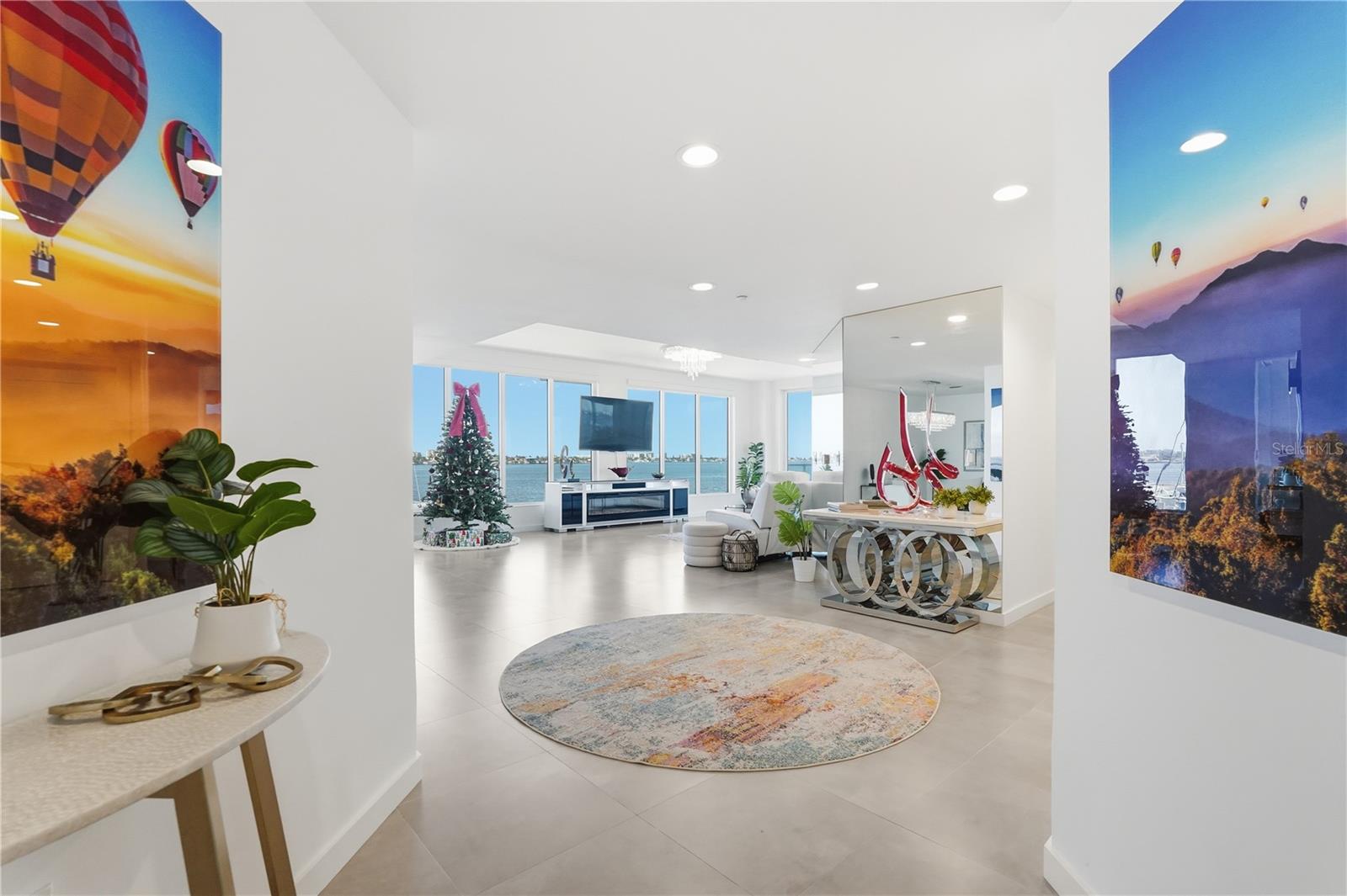 Image 3 of 39 For 920 Osceola Avenue 210