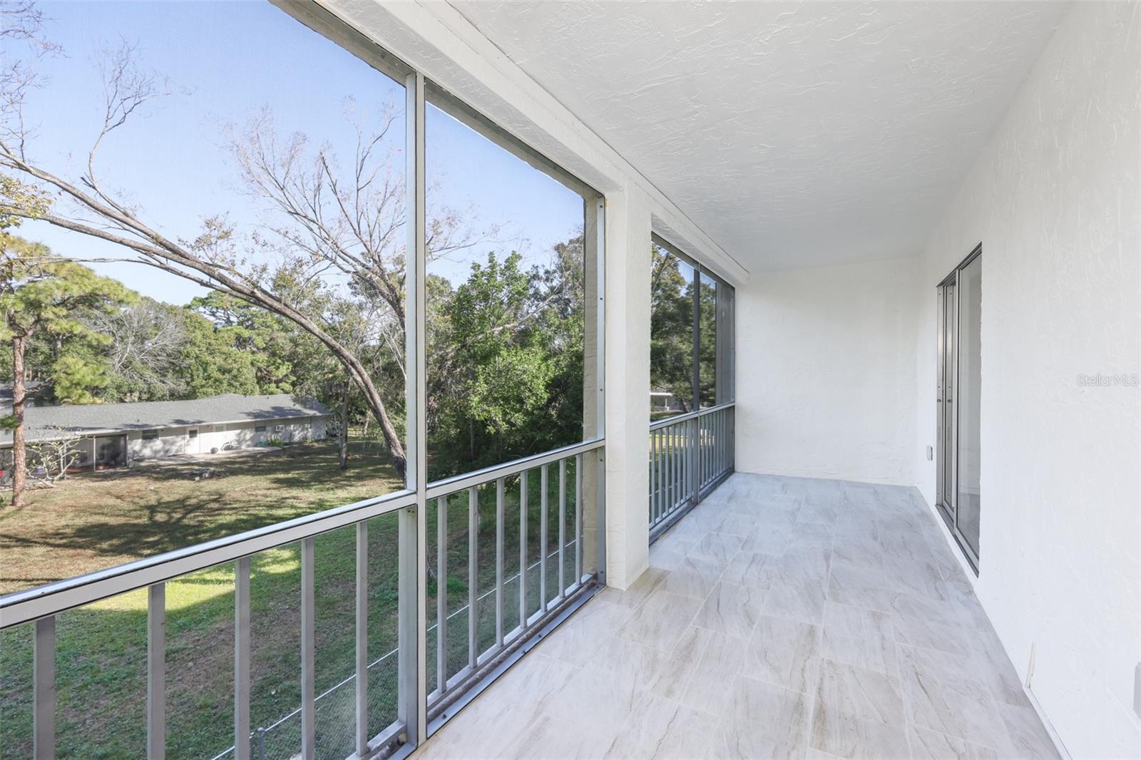 Image 15 of 28 For 3656 Lake Bayshore Drive 319